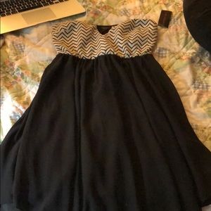 Strapless black and white dress